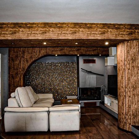 Casafamiglia Villa Prolesha Екстериор снимка