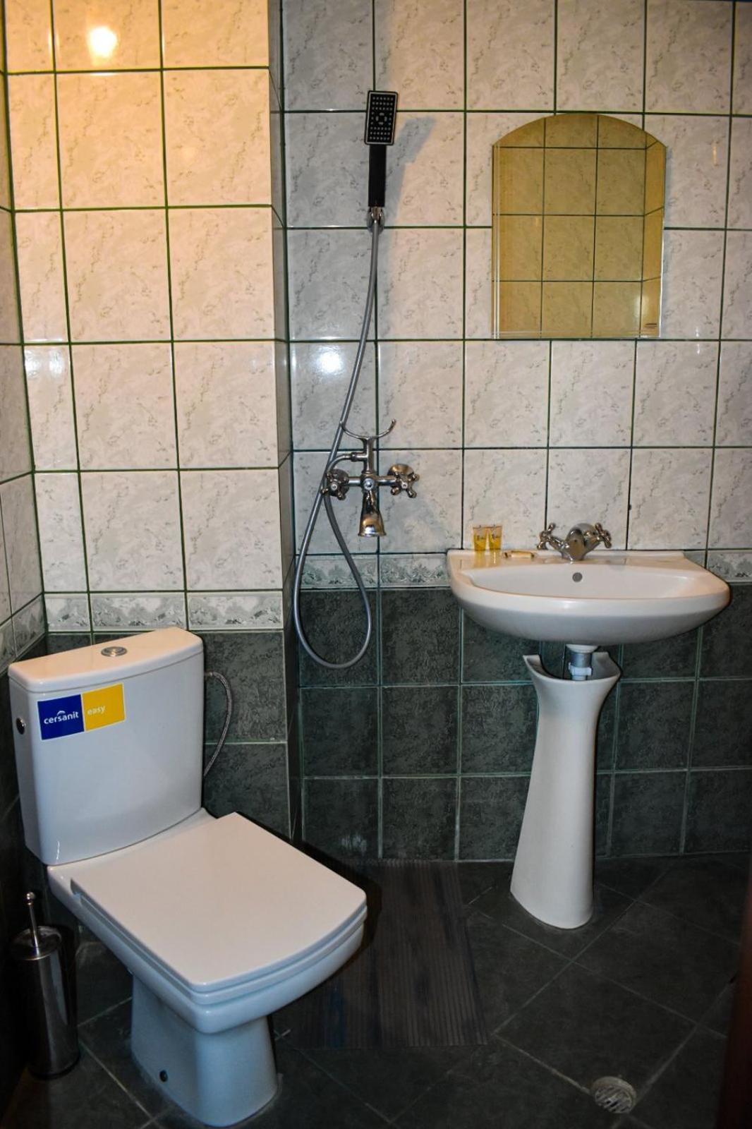 Casafamiglia Villa Prolesha Екстериор снимка